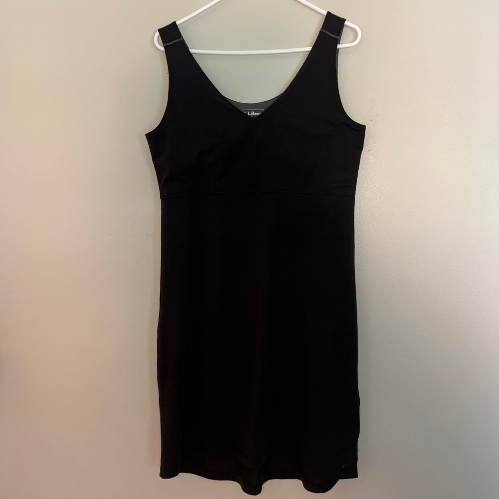 L. L. Bean black active dress size m